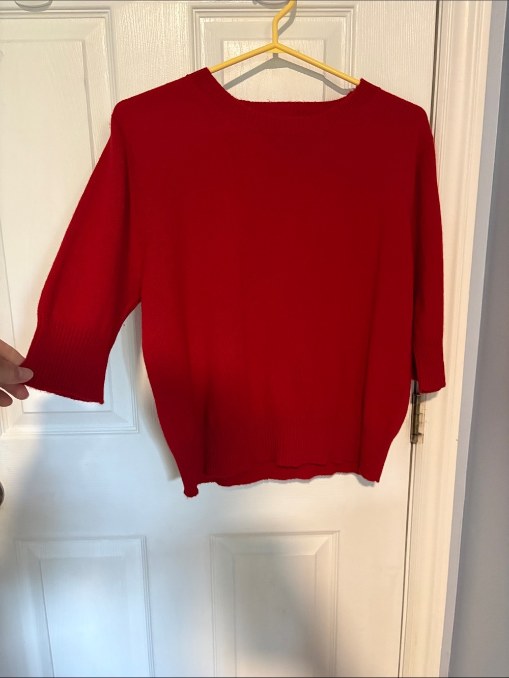 Apostrophe Red Scoop Neck cashmere Sweater